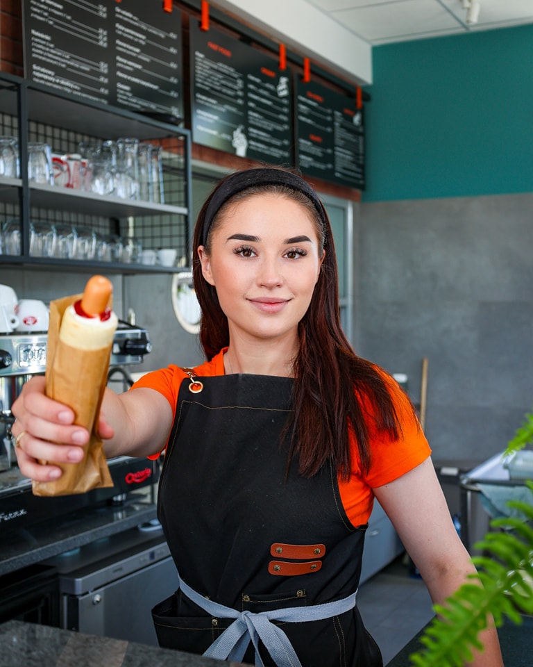 Hot dog w Imbryk Bistro